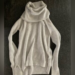 White turtle neck long sleeve